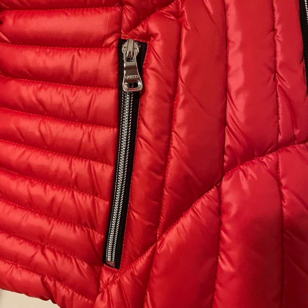 Guess puff jacket - Picture 3 of 5